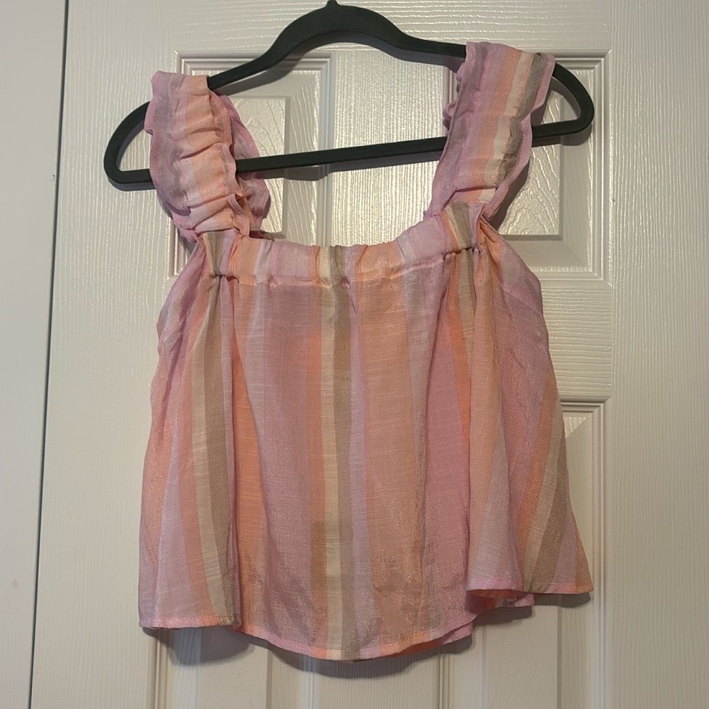 NWT
Blu Pepper ruffle tank with tie bow back. Size small